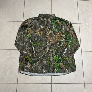 Mossy Oak Camo Windbreaker!